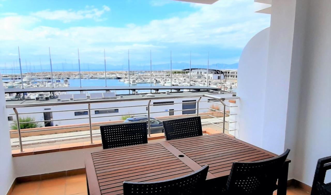 Apartament Vip Nautic L' Escala Exteriör bild
