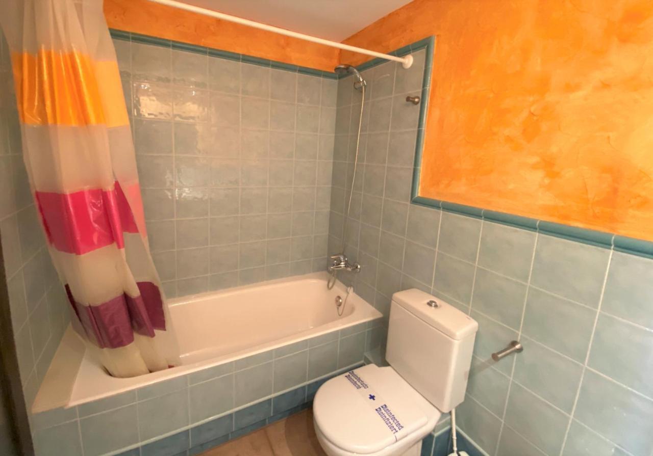 Apartament Vip Nautic L' Escala Exteriör bild